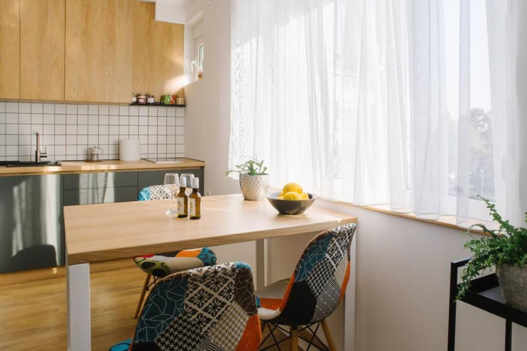 Millennium Bridge Cozy Apartment Top Location ポドゴリツァ エクステリア 写真