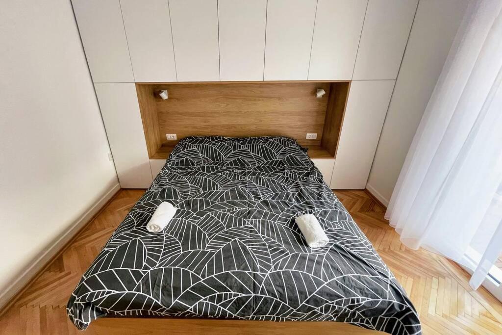 Millennium Bridge Cozy Apartment Top Location ポドゴリツァ エクステリア 写真